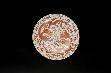 A Iron Red &lsquo;Dragon&rsquo; Plate,