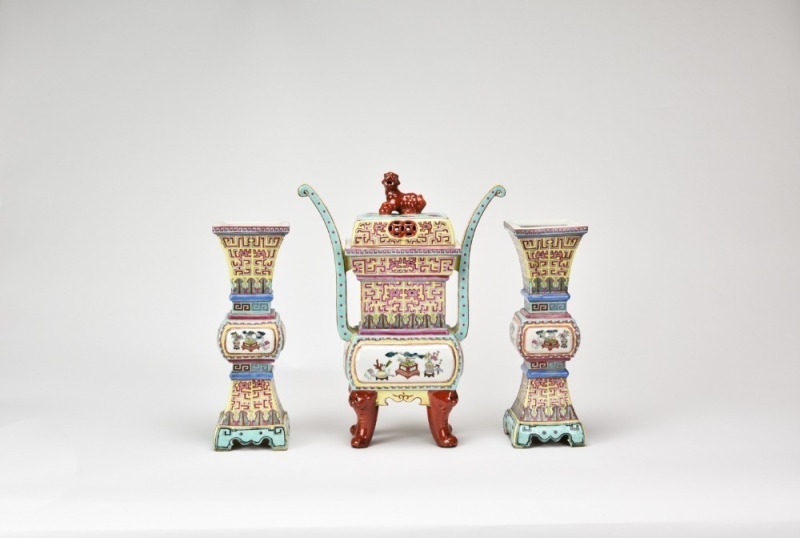 Chinese Famille Rose Altar GarnitureChina, Republic Period.