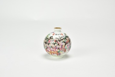 A Famille-Glazed &lsquo;Hundred Beautis&rsquo; Snuff Bottle.