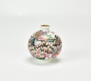 A Famille-Glazed &lsquo;Hundred Beautis&rsquo; Snuff Bottle. - 2
