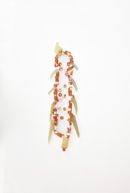 A Red Beads Agate And White Jade Necklaces,