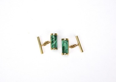 A Pair of 18k Gold-Mounted Malaxhite Cuff-Links