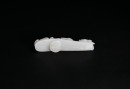 A Fine White Jade Belt Hook with Dragon Head and Chilong Design, Qing Dynasty, 18th&ndash;19th Century - 7