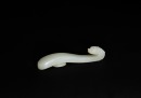 A Finely Carved White Jade Belt Hook with Dragon Head, Qianlong Period (1736&ndash;1795) - 4