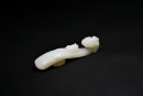 A White Jade Belt Hook with Dragon Head and Mouse Motif, Qing Dynasty, 18th&ndash;19th Century - 4