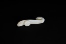 A Fine White and Yellow Jade Belt Hook with Phoenix Head and Ruyi-Cloud Design, Qianlong Period (1736&ndash;1795) - 6