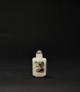 A Painted White Jade Snuff Bottle with Landscape and Floral Designs, Qing Dynasty (19th Century) - 5
