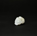 A White Jade Carving of Gourd with Tendrils, Qing Dynasty (18th&ndash;19th Century) - 7