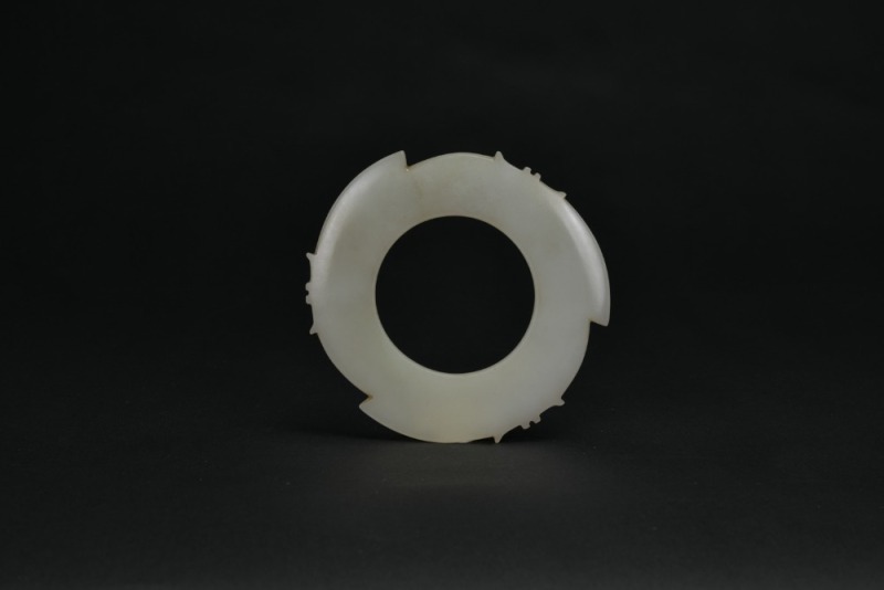 A White Jade Xuanji Disc, Shimao Culture(c.2300-1800)