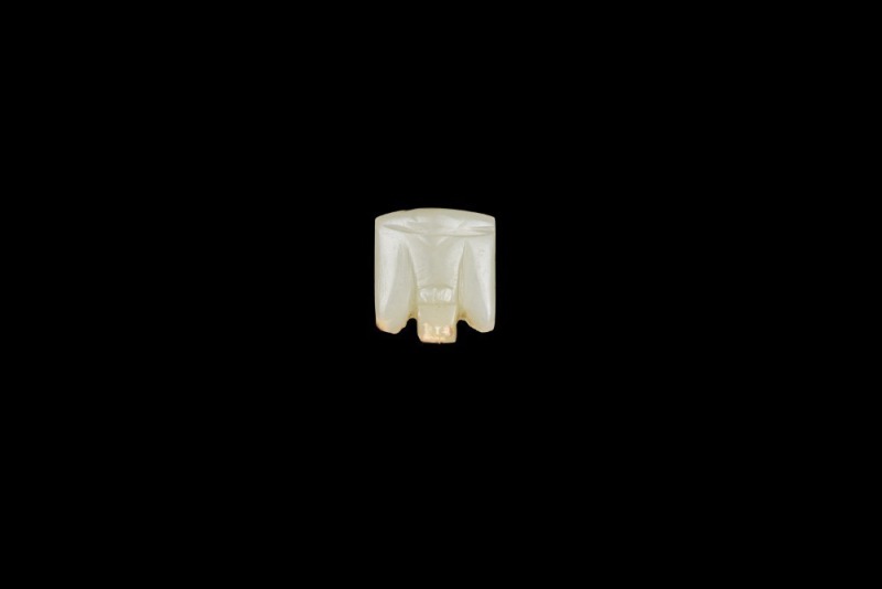 A Jade Bird-Shaped Ornament, Hongshan Culture, ca. 4700-2900BC.