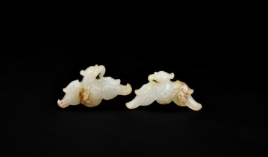 A Pair of White Jade Phoenix Birds, Shijiahe Culture (circa 2500&ndash;2000 BC)