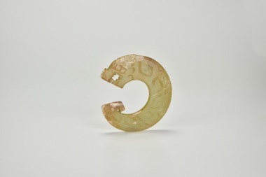 A Jade Pendant Carved as a Coiled-tail Dragon, Shang Dynasty (circa 1600&ndash;1046 BC)