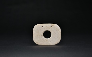 A White Calcified Jade Bi Disc, Early Cultural Period (circa 3000&ndash;1500 BC)