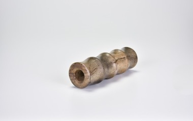 A Jade &ldquo;Bamboo-Section&rdquo; Ornament (Lezi), Early Cultural Period (circa 3000&ndash;1500 BC)