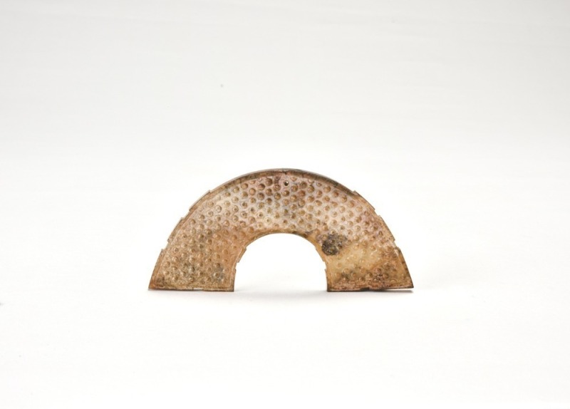 Warring States Period Jade &lsquo;Grain-Pattern&rsquo; Huang Pendant.