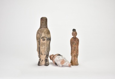 Tang Dynasty Style. A Group of Three Painted Pottery Figures.