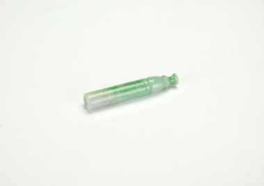 A Jadeite Cigarette Holder (Yan Zui). Republic Period.
