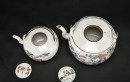 A Pair of Famille-Rose Teapots with Figural Decoration - 8