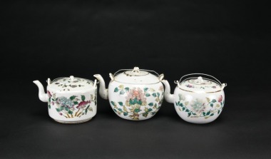 A Group of Three Famille-Rose Teapots with Floral Decoration