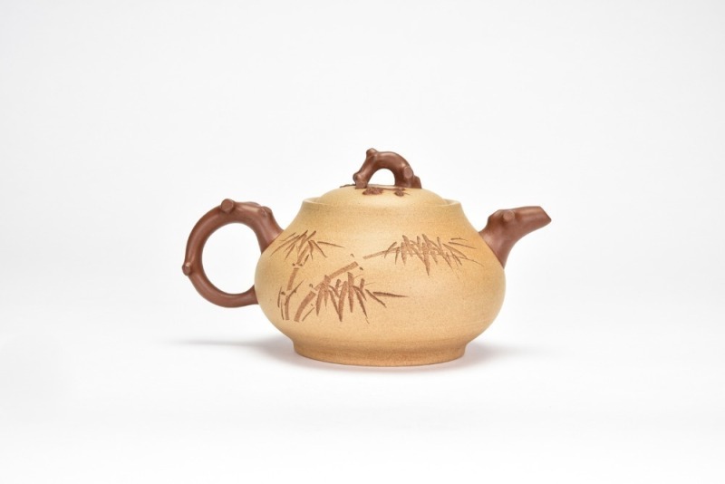 A Yixing Stoneware Teapot, Ren Ganting