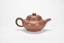 A Chinese Yixing Zisha Teapot, Signed Cao Wanfen - 5