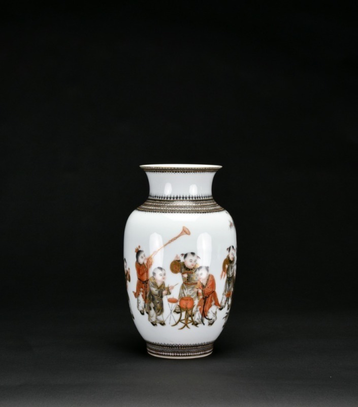 Qing A Famille Rose and Gilt &lsquo;Boys&rsquo; Vase, Iron-Red &lsquo;Qianlong&rsquo; Mark