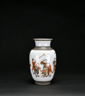 Qing A Famille Rose and Gilt &lsquo;Boys&rsquo; Vase, Iron-Red &lsquo;Qianlong&rsquo; Mark