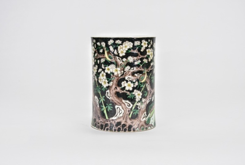 Republic A Famille Verte &lsquo;Prunus&rsquo; Brush Pot, Kangxi Mark