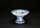 A Blue and White Lobed Stem Dish (Late Qing) - 2
