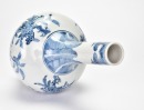 Late Qing. A Chinese Blue and White Long-Neck Vase, Qianlong Mark - 7