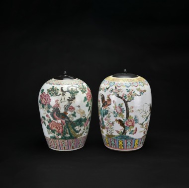 19th Century - Two Famille Rose Porcelain Covered Jars with Bird-and-Flower Decoration