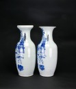 A Pair of Blue and White &lsquo;Antiques&rsquo; Vases with Openwork Handles In Qing Dynasty - 4