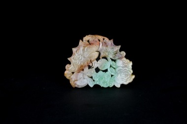 Qing Dynasty Three-Color Jadeite &lsquo;Bats and Longevity&rsquo; Belt Hook