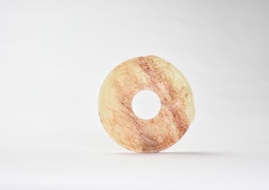 A Jade &lsquo;Dragon&rsquo; Bi Disc, Han Dynasty