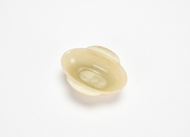 A Jade Phoenix-Handled Cup, Han Dynasty