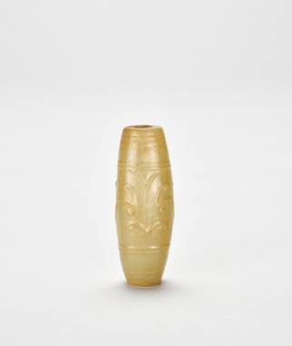 Archaic Jade Bead with Dragon Motifs Shang Dynasty, c. 1600&ndash;1046 BC