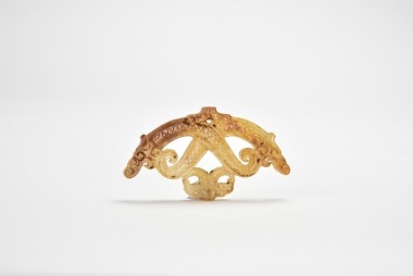 A Jade Dragon-Form Pendant, Warring States Dynasty