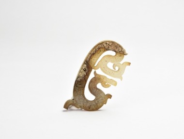 A Han Dynasty Jade Dragon Pendant