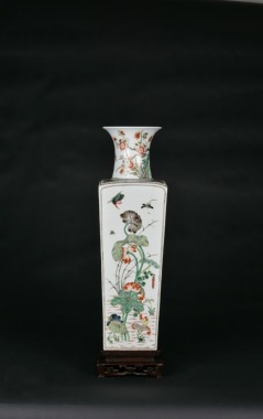 A Famille Verte Square Bottle Vase