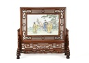 A Famille Rose Porcelain Plaque Table Screen with Figures in a Hardwood Stand. Late Qing Dynasty &ndash; Republic Period