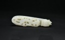A Fine White Jade Openwork Belt Hook with Confronted Chilong Dragons. Qianlong&ndash;Jiaqing Period - 9