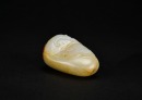 A White Jade Pebble-Form Snuff Bottle. 18th Century - 10
