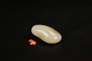 A Late Qing Hetian White Jade Snuff Bottle with Russet Skin - 5