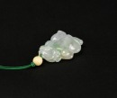A Carved Jadeite &lsquo;Monkey and Lingzhi&rsquo; Pendant - 8