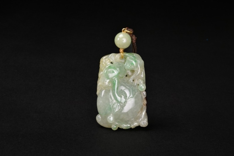 An Icy Jadeite Double Gourds Pendant with 18K Gold Bail