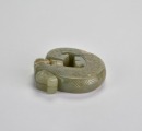 A Carved Jade Coiled-Tail Dragon Pendant, Shang Dynasty - 7