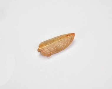 A Yellow Jade Cicada-Form Pendant, Zhou Dynasty
