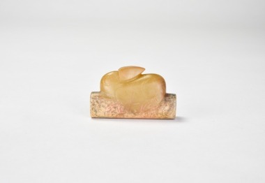 A Carved Jade Recumbent Hare-Form Fitting, Western Zhou Dynasty