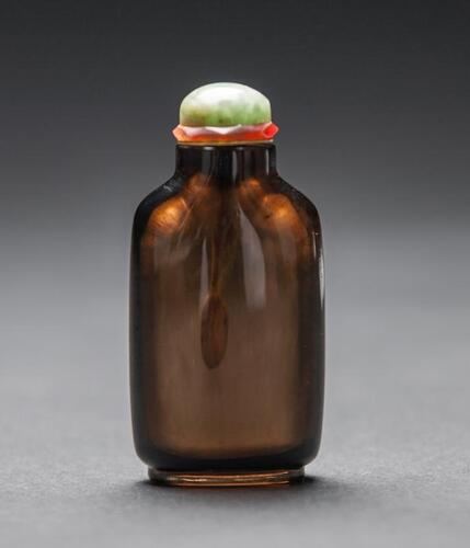 Qing - A Citrine Snuff Bottle