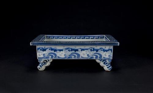 Qing-A Blue And White Narcissus Flower Pot